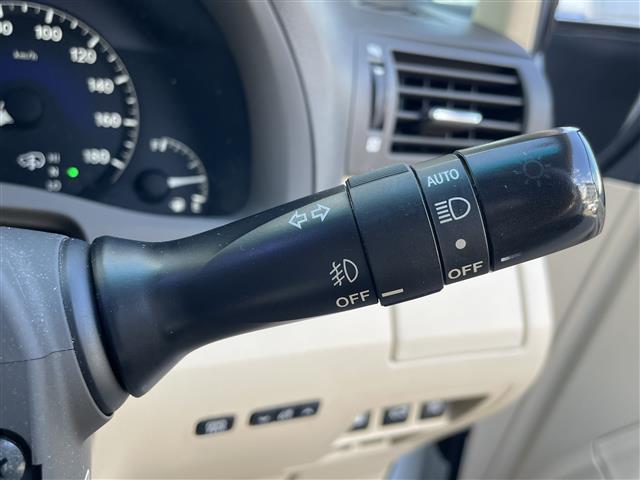 ＲＸ ＲＸ４５０ｈ　バージョンＬ　・純正メーカーナビ・Ｂｌｕｅｔｏｏｔｈ対応・ワンセグＴＶ・ＦＭ／ＡＭ・ＣＤ／ＤＶＤ・サンルーフ・レーダークルーズコントロール・ドライブレコーダー・前席シートヒーター・前席パワーシート（18枚目）