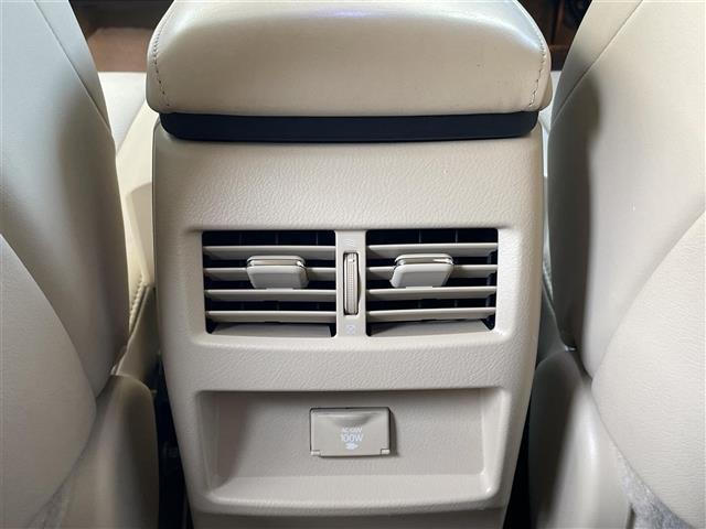 ＲＸ ＲＸ４５０ｈ　バージョンＬ　・純正メーカーナビ・Ｂｌｕｅｔｏｏｔｈ対応・ワンセグＴＶ・ＦＭ／ＡＭ・ＣＤ／ＤＶＤ・サンルーフ・レーダークルーズコントロール・ドライブレコーダー・前席シートヒーター・前席パワーシート（20枚目）