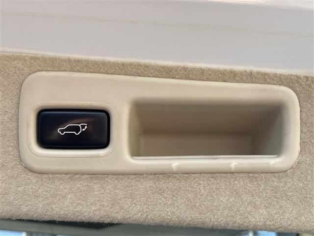 ＲＸ ＲＸ４５０ｈ　バージョンＬ　・純正メーカーナビ・Ｂｌｕｅｔｏｏｔｈ対応・ワンセグＴＶ・ＦＭ／ＡＭ・ＣＤ／ＤＶＤ・サンルーフ・レーダークルーズコントロール・ドライブレコーダー・前席シートヒーター・前席パワーシート（29枚目）