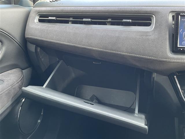 ヴェゼル ＲＳ・ホンダセンシング　・純正ディーラーナビ（Ｇａｔｈｅｒｓ：ＶＸＭ－１９４ＶＦｉ）・Ｂｌｕｅｔｏｏｔｈ対応・フルセグＴＶ・ＦＭ／ＡＭ・ＣＤ／ＤＶＤ・レーダークルーズコントロール・バックカメラ（14枚目）