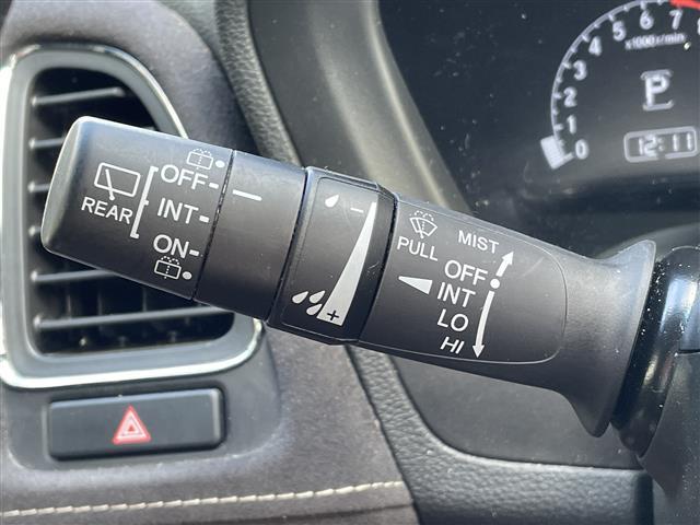 ヴェゼル ＲＳ・ホンダセンシング　・純正ディーラーナビ（Ｇａｔｈｅｒｓ：ＶＸＭ－１９４ＶＦｉ）・Ｂｌｕｅｔｏｏｔｈ対応・フルセグＴＶ・ＦＭ／ＡＭ・ＣＤ／ＤＶＤ・レーダークルーズコントロール・バックカメラ（18枚目）