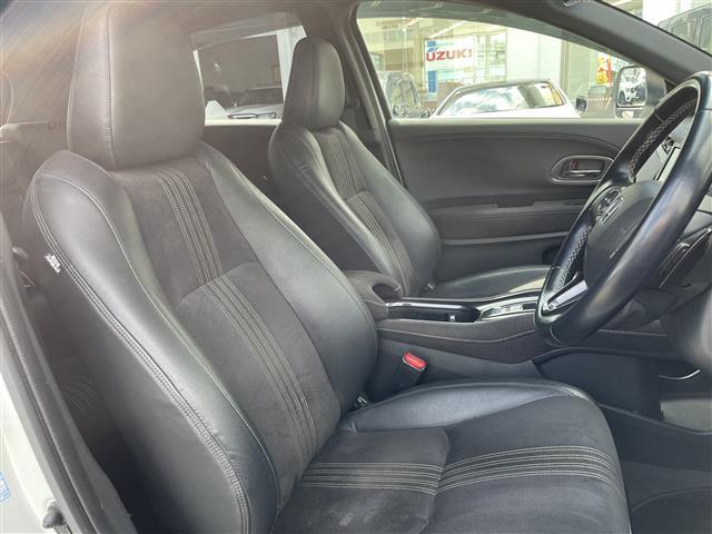 ヴェゼル ＲＳ・ホンダセンシング　・純正ディーラーナビ（Ｇａｔｈｅｒｓ：ＶＸＭ－１９４ＶＦｉ）・Ｂｌｕｅｔｏｏｔｈ対応・フルセグＴＶ・ＦＭ／ＡＭ・ＣＤ／ＤＶＤ・レーダークルーズコントロール・バックカメラ（20枚目）