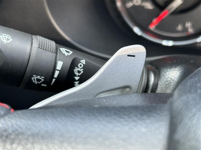 気になる車はすぐにお問い合わせください!画面右側の0066から始まる無料ダイヤルからお問い合わせ下さい!専門スタッフがお車のご質問にお答えいたします!