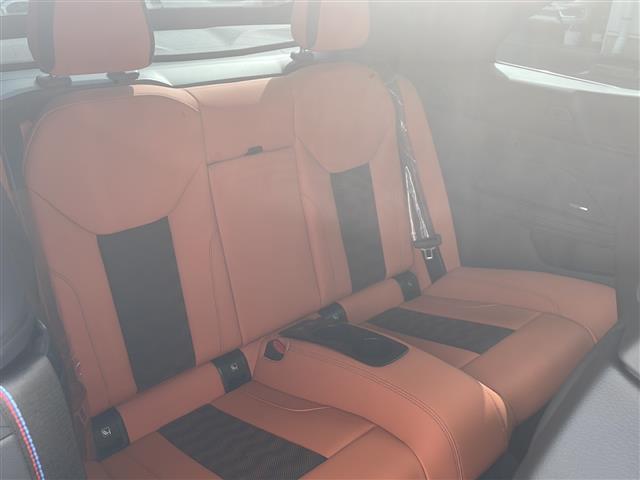 Ｍ４ Ｍ４カブリオレ　コンペティション　Ｍ　ｘＤｒｉｖｅ　★禁煙車★新車ワンオーナー★純正ＯＰツートーンエクステンドメリノ革シート★純正ＯＰ５本ツインスポークアルミ★純正ＯＰパーキングアシストプラス（21枚目）