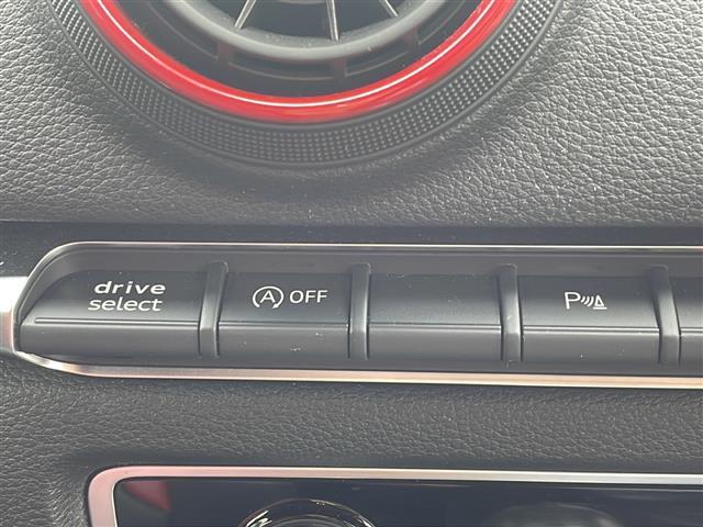 S3セダン ベースグレード ・純正ナビ(AM/FM/BT/CD)・バックカメラ・クルーズコントロール・前席パワーシート・前席シートヒーター・パドルシフト・ビルトインETC・クリアランスソナー・アイドリングストップ(17枚目)