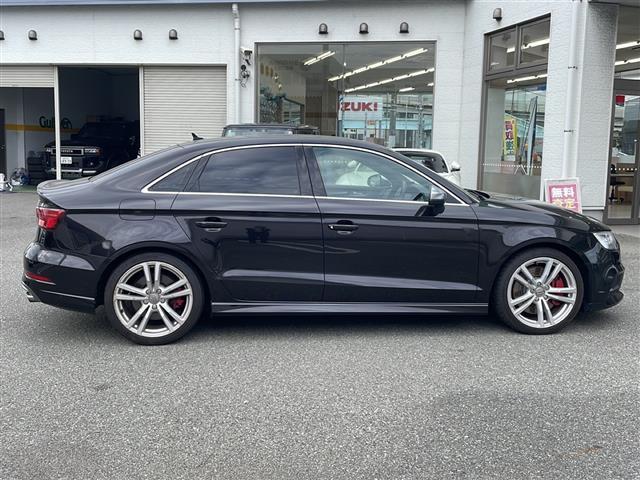 S3セダン ベースグレード ・純正ナビ(AM/FM/BT/CD)・バックカメラ・クルーズコントロール・前席パワーシート・前席シートヒーター・パドルシフト・ビルトインETC・クリアランスソナー・アイドリングストップ(28枚目)