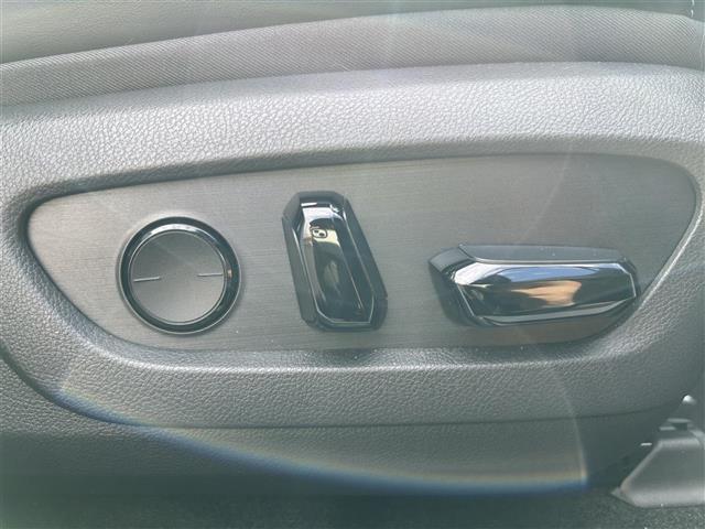 ＲＸ ＲＸ３５０　Ｆスポーツ　・ワンオーナー・純正ナビ（ＡＭ／ＦＭ／ＢＴ／フルセグＴＶ）・ブラインドスポットモニター・ヘッドアップディスプレイ・デジタルインナーミラー・ムーンルーフ・レーダークルーズコントロール・全方位カメラ（12枚目）