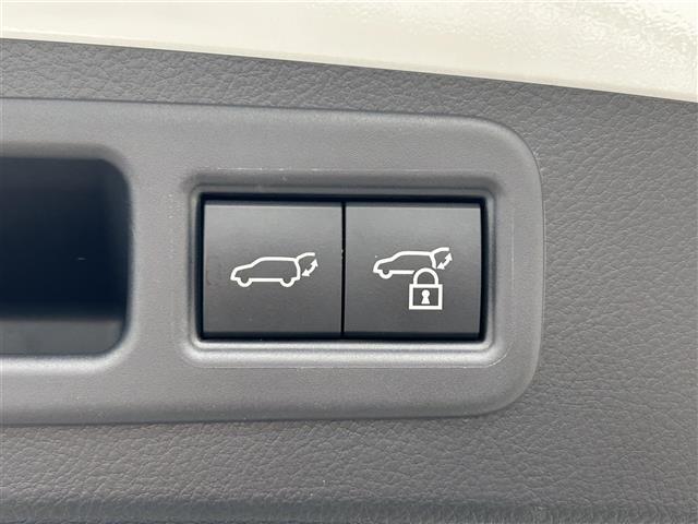 ＲＸ ＲＸ３５０　Ｆスポーツ　・ワンオーナー・純正ナビ（ＡＭ／ＦＭ／ＢＴ／フルセグＴＶ）・ブラインドスポットモニター・ヘッドアップディスプレイ・デジタルインナーミラー・ムーンルーフ・レーダークルーズコントロール・全方位カメラ（14枚目）