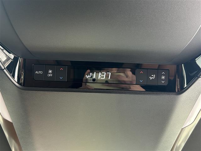 ヴェルファイア Ｚ　プレミア　・トヨタセーフティセンス・トヨタチームメイト・純正１４型ディスプレイオーディオナビ・デジタルインナーミラー・三眼ＬＥＤヘッドライト・全方位カメラ・両側パワースライドドア・本革レザー（13枚目）