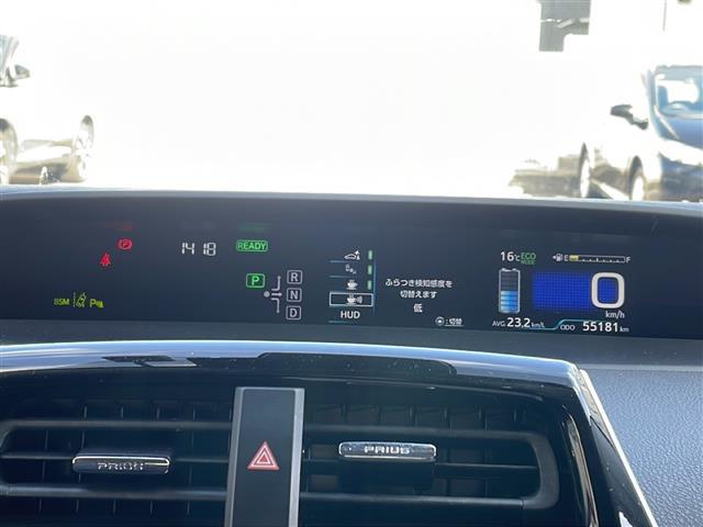 プリウス A ・純正ナビ(DSZT-YC4T)(AM/FM/BT/CD/DVD/フルセグTV)・ブラインドスポットモニター・ヘッドアップディスプレイ・レーダークルーズコントロール・バックカメラ・ドライブレコーダー(3枚目)
