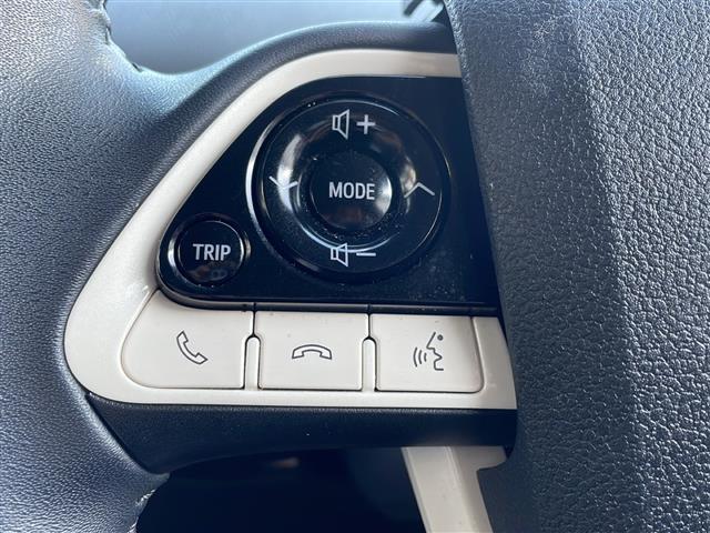 プリウス A ・純正ナビ(DSZT-YC4T)(AM/FM/BT/CD/DVD/フルセグTV)・ブラインドスポットモニター・ヘッドアップディスプレイ・レーダークルーズコントロール・バックカメラ・ドライブレコーダー(11枚目)