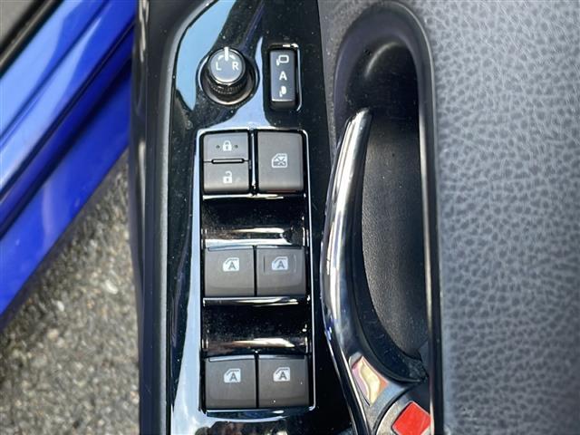 プリウス A ・純正ナビ(DSZT-YC4T)(AM/FM/BT/CD/DVD/フルセグTV)・ブラインドスポットモニター・ヘッドアップディスプレイ・レーダークルーズコントロール・バックカメラ・ドライブレコーダー(19枚目)