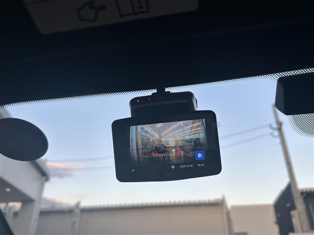 ５シリーズ ５２３ｄｘＤｒｉｖｅツーリングＭスポーツＥＤジョイ＋　・ワンオーナー・純正ナビ（ＡＭ／ＦＭ／ＢＴ／フルセグＴＶ）・ヘッドアップディスプレイ・アクティブクルーズコントロール・パドルシフト・前席パワーシート（運転席メモリ付）・前席シートヒーター・ＥＴＣ（13枚目）