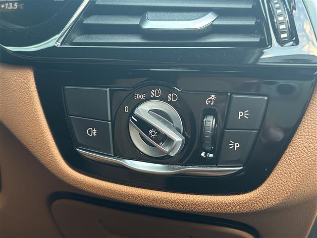 ５シリーズ ５２３ｄｘＤｒｉｖｅツーリングＭスポーツＥＤジョイ＋　・ワンオーナー・純正ナビ（ＡＭ／ＦＭ／ＢＴ／フルセグＴＶ）・ヘッドアップディスプレイ・アクティブクルーズコントロール・パドルシフト・前席パワーシート（運転席メモリ付）・前席シートヒーター・ＥＴＣ（14枚目）