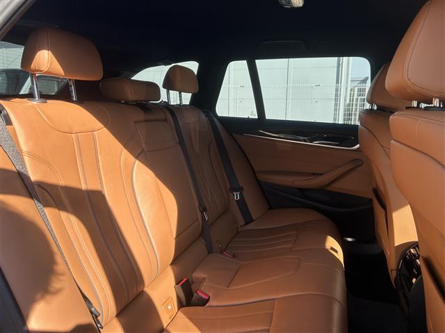 ５シリーズ ５２３ｄｘＤｒｉｖｅツーリングＭスポーツＥＤジョイ＋　・ワンオーナー・純正ナビ（ＡＭ／ＦＭ／ＢＴ／フルセグＴＶ）・ヘッドアップディスプレイ・アクティブクルーズコントロール・パドルシフト・前席パワーシート（運転席メモリ付）・前席シートヒーター・ＥＴＣ（21枚目）