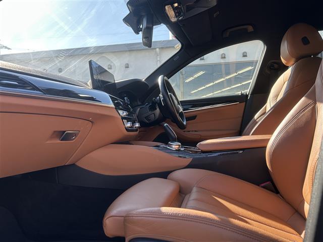 ５シリーズ ５２３ｄｘＤｒｉｖｅツーリングＭスポーツＥＤジョイ＋　・ワンオーナー・純正ナビ（ＡＭ／ＦＭ／ＢＴ／フルセグＴＶ）・ヘッドアップディスプレイ・アクティブクルーズコントロール・パドルシフト・前席パワーシート（運転席メモリ付）・前席シートヒーター・ＥＴＣ（25枚目）