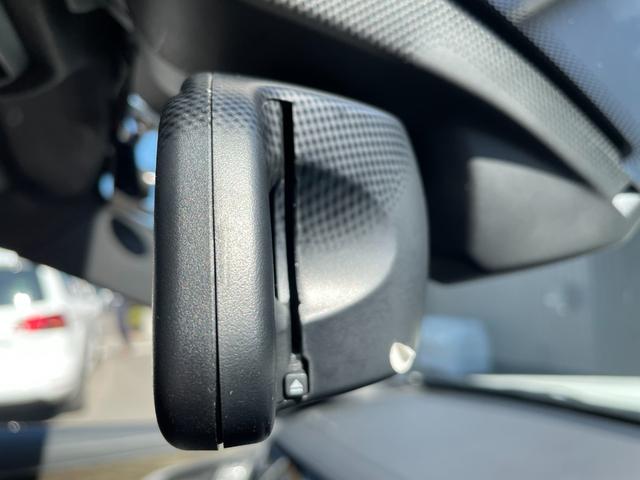 Ｘ６ ｘＤｒｉｖｅ　３５ｉ　Ｍスポーツ　サンルーフ　ＡＣＣ　ＢＳＭ　　Ｌキープアシスト　インテリジェントセーフティ　コンフォートアクセス　Ｐバックドア　　革シート　Ｐシート　シートＨ　純ナビ　フルセグ　Ｂカメラ　純２０ＡＷ　ＬＥＤＨライト（20枚目）
