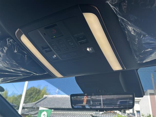 ガリバーグループでは主要メーカー、主要車種をお取り扱いしております。全国約460店舗の在庫の中からお客様にピッタリの一台をご提案します。