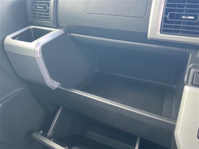 ウェイク Ｇ　ＳＡ　／禁煙車／純正ナビ／フルセグＴＶ／Ｂｌｕｅｔｏｏｔｈ／バックカメラ／ＥＴＣ／スマートアシスト／低速域衝突回避支援ブレーキ／誤発進抑制制御／先行車発進お知らせ／両側パワースライドドア／後席サンシェード／（18枚目）