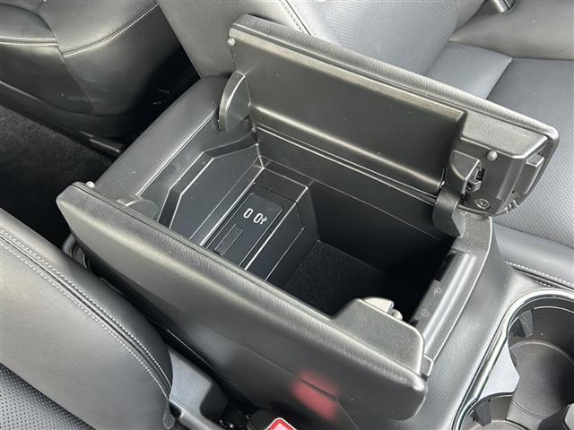 CX-8 XD スポーツアピアランス 禁煙車/ワンオーナー/6人乗り/純正10/25インチSDナビ/フルセグ/Bluetooth/バックカメラ・360°ビューカメラ/SBS/BSM/コーナーセンサー/シートヒーター/シートベンチレーション(18枚目)