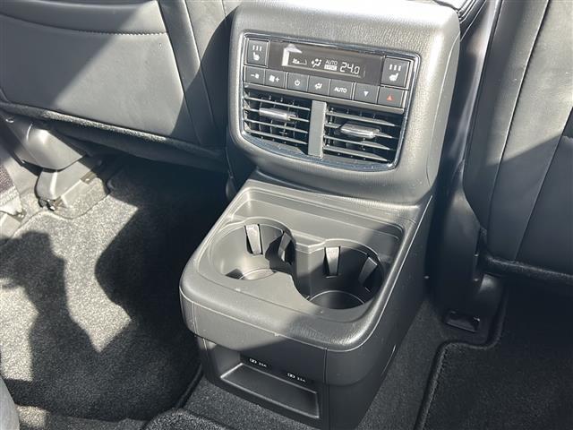 CX-8 XD スポーツアピアランス 禁煙車/ワンオーナー/6人乗り/純正10/25インチSDナビ/フルセグ/Bluetooth/バックカメラ・360°ビューカメラ/SBS/BSM/コーナーセンサー/シートヒーター/シートベンチレーション(24枚目)