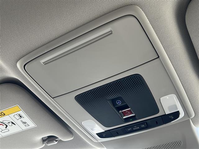 ＺＲ－Ｖ ｅ：ＨＥＶ　Ｚ　／禁煙車／純正９インチナビ／フルセグＴＶ／マルチビューカメラ／ＢＯＳＥプレミアムサウンド／ビルトインＥＴＣ２．０／前後ドラレコ／ホンダセンシング／前席ハ゜ワーシート／前席ヒーター／黒革シート（5枚目）