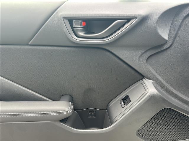 GR86 SZ /禁煙車/ワンオーナー/純正ナビ/フルセグTV/バックカメラ/純正17アルミ/プッシュスタート/ETC/アイサイト/プリクラッシュブレーキ/誤発進抑制制御機能/車線逸脱警報/追従クルコン/LEDライト(24枚目)