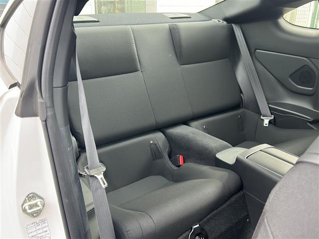 GR86 SZ /禁煙車/ワンオーナー/純正ナビ/フルセグTV/バックカメラ/純正17アルミ/プッシュスタート/ETC/アイサイト/プリクラッシュブレーキ/誤発進抑制制御機能/車線逸脱警報/追従クルコン/LEDライト(28枚目)