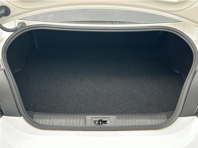 GR86 SZ /禁煙車/ワンオーナー/純正ナビ/フルセグTV/バックカメラ/純正17アルミ/プッシュスタート/ETC/アイサイト/プリクラッシュブレーキ/誤発進抑制制御機能/車線逸脱警報/追従クルコン/LEDライト(29枚目)