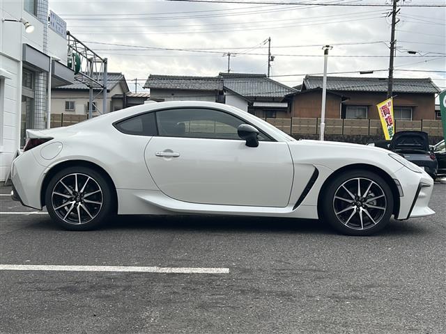 GR86 SZ /禁煙車/ワンオーナー/純正ナビ/フルセグTV/バックカメラ/純正17アルミ/プッシュスタート/ETC/アイサイト/プリクラッシュブレーキ/誤発進抑制制御機能/車線逸脱警報/追従クルコン/LEDライト(40枚目)