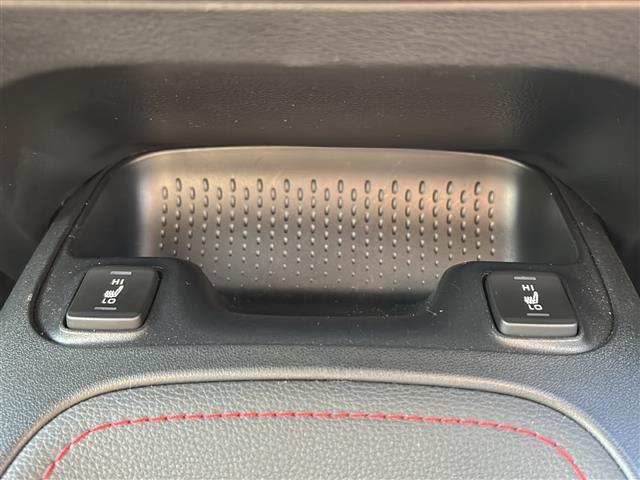 GRカローラ RZ /禁煙車/純正ナビ/フルセグTV/USB/ビルトインETC2.0/レーダークルーズコントロール/クリアランスソナー/ステアリングヒーター/シートヒーター/バックカメラ/プッシュスタート(18枚目)