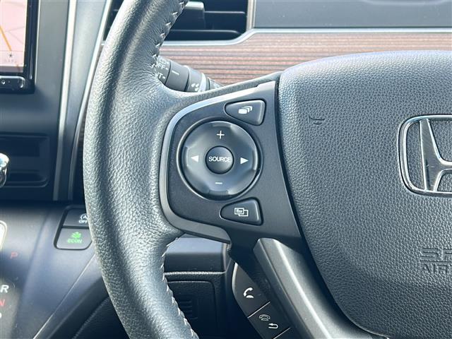 フリード クロスター・ホンダセンシング　禁煙車／社外８インチナビ／フルセグＴＶ／Ｂｌｕｅｔｏｏｔｈ／バックカメラ／フリップダウンモニター／ドライブレコーダー／ＣＭＢＳ／ＬＫＡＳ／アダプティブクルーズコントロール／シートヒーター（12枚目）