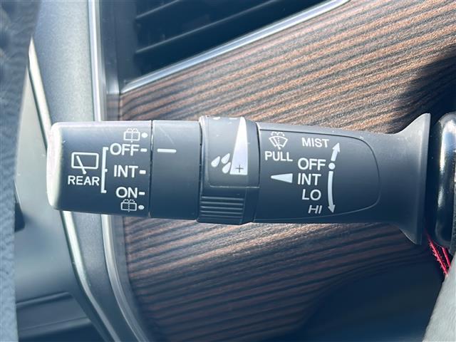 フリード クロスター・ホンダセンシング　禁煙車／社外８インチナビ／フルセグＴＶ／Ｂｌｕｅｔｏｏｔｈ／バックカメラ／フリップダウンモニター／ドライブレコーダー／ＣＭＢＳ／ＬＫＡＳ／アダプティブクルーズコントロール／シートヒーター（14枚目）