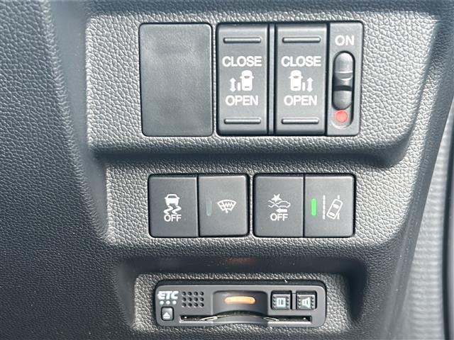 フリード クロスター・ホンダセンシング　禁煙車／社外８インチナビ／フルセグＴＶ／Ｂｌｕｅｔｏｏｔｈ／バックカメラ／フリップダウンモニター／ドライブレコーダー／ＣＭＢＳ／ＬＫＡＳ／アダプティブクルーズコントロール／シートヒーター（20枚目）