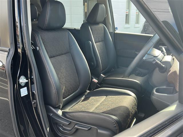 フリード クロスター・ホンダセンシング　禁煙車／社外８インチナビ／フルセグＴＶ／Ｂｌｕｅｔｏｏｔｈ／バックカメラ／フリップダウンモニター／ドライブレコーダー／ＣＭＢＳ／ＬＫＡＳ／アダプティブクルーズコントロール／シートヒーター（26枚目）