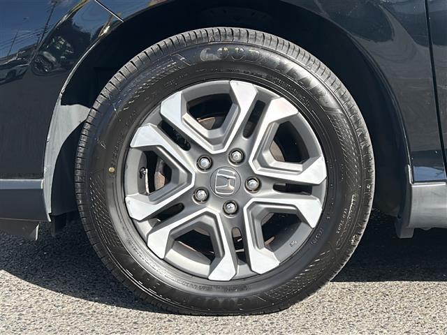 フリード クロスター・ホンダセンシング　禁煙車／社外８インチナビ／フルセグＴＶ／Ｂｌｕｅｔｏｏｔｈ／バックカメラ／フリップダウンモニター／ドライブレコーダー／ＣＭＢＳ／ＬＫＡＳ／アダプティブクルーズコントロール／シートヒーター（40枚目）