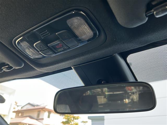 ヤリス Ｇ　禁煙車／ワンオーナー／純正８インチディスプレイオーディオ／Ｂｌｕｅｔｏｏｔｈ／ＣＤ・ＤＶＤキット／バックカメラ／ＴＳＳ／ＰＣＳ／ＬＴＡ／レーダークルーズコントロール／シートヒーター（4枚目）