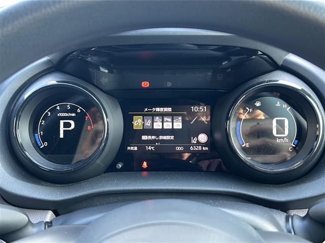 ヤリス Ｇ　禁煙車／ワンオーナー／純正８インチディスプレイオーディオ／Ｂｌｕｅｔｏｏｔｈ／ＣＤ・ＤＶＤキット／バックカメラ／ＴＳＳ／ＰＣＳ／ＬＴＡ／レーダークルーズコントロール／シートヒーター（15枚目）