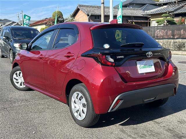 ヤリス Ｇ　禁煙車／ワンオーナー／純正８インチディスプレイオーディオ／Ｂｌｕｅｔｏｏｔｈ／ＣＤ・ＤＶＤキット／バックカメラ／ＴＳＳ／ＰＣＳ／ＬＴＡ／レーダークルーズコントロール／シートヒーター（37枚目）