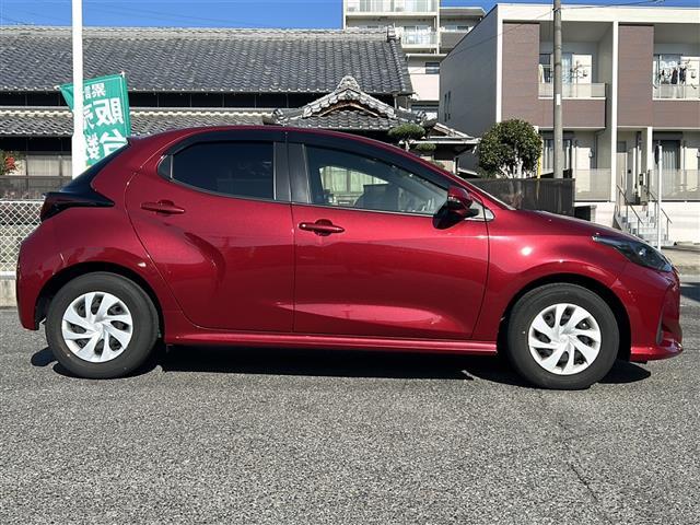 ヤリス Ｇ　禁煙車／ワンオーナー／純正８インチディスプレイオーディオ／Ｂｌｕｅｔｏｏｔｈ／ＣＤ・ＤＶＤキット／バックカメラ／ＴＳＳ／ＰＣＳ／ＬＴＡ／レーダークルーズコントロール／シートヒーター（40枚目）