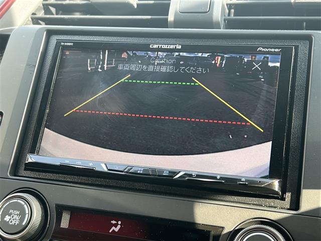 シビック タイプＲ　／禁煙車／６速ＭＴ／チャンピョンシップホワイト／社外ディスプレイオーディオ／バックカメラ／Ｂｌｕｅｔｏｏｔｈ／ＥＴＣ／クルーズコントロール（6枚目）