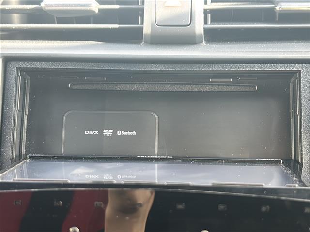 シビック タイプＲ　／禁煙車／６速ＭＴ／チャンピョンシップホワイト／社外ディスプレイオーディオ／バックカメラ／Ｂｌｕｅｔｏｏｔｈ／ＥＴＣ／クルーズコントロール（8枚目）