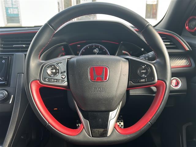 シビック タイプＲ　／禁煙車／６速ＭＴ／チャンピョンシップホワイト／社外ディスプレイオーディオ／バックカメラ／Ｂｌｕｅｔｏｏｔｈ／ＥＴＣ／クルーズコントロール（9枚目）