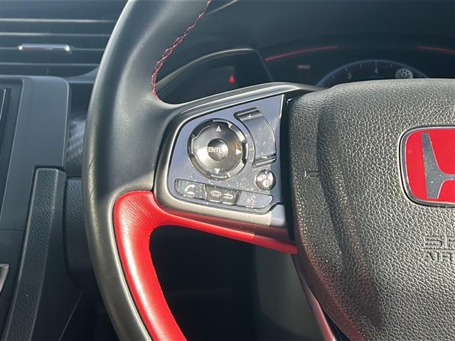 シビック タイプＲ　／禁煙車／６速ＭＴ／チャンピョンシップホワイト／社外ディスプレイオーディオ／バックカメラ／Ｂｌｕｅｔｏｏｔｈ／ＥＴＣ／クルーズコントロール（11枚目）