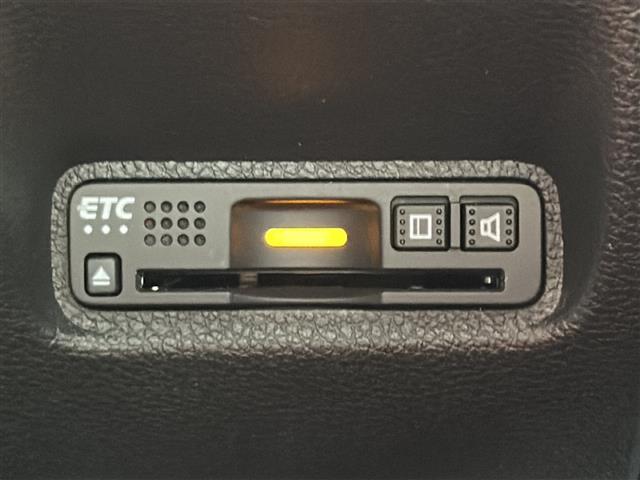 シビック タイプＲ　／禁煙車／６速ＭＴ／チャンピョンシップホワイト／社外ディスプレイオーディオ／バックカメラ／Ｂｌｕｅｔｏｏｔｈ／ＥＴＣ／クルーズコントロール（21枚目）