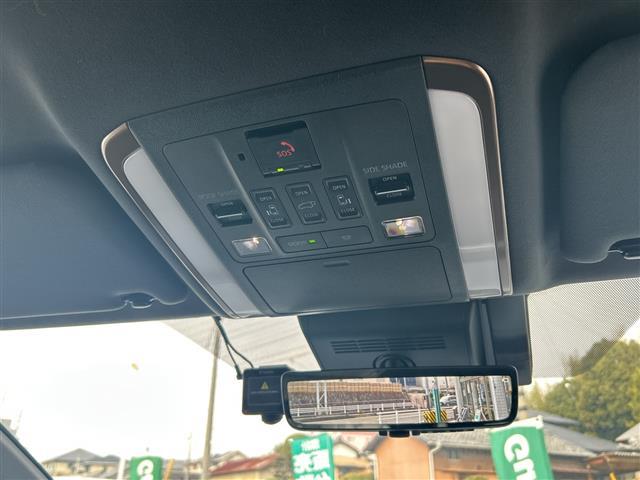 アルファード Z /禁煙車/ワンオーナー/14インチHDディスプレイ/ナビ付/フルセグTV/左右独立ムーンルーフ/黒革シート/デジタルインナーミラー/ビルトインETC2.0/両側パワスラ/パワーバックドア/純正18AW(4枚目)