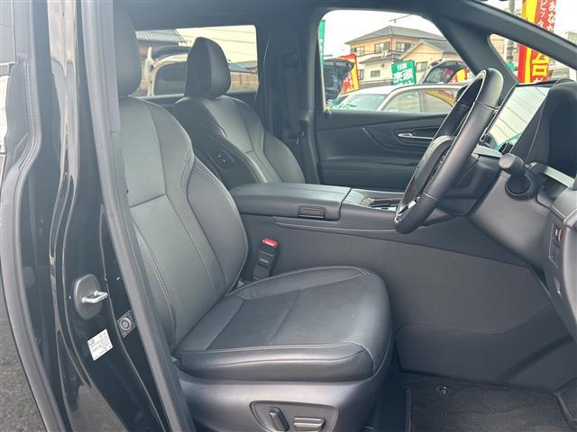 アルファード Z /禁煙車/ワンオーナー/14インチHDディスプレイ/ナビ付/フルセグTV/左右独立ムーンルーフ/黒革シート/デジタルインナーミラー/ビルトインETC2.0/両側パワスラ/パワーバックドア/純正18AW(23枚目)