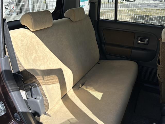 GセレクションIII 4WD オーディオ 車検付き パワステ キセノンライト Wエアバッグ 純正フロアマット(24枚目)