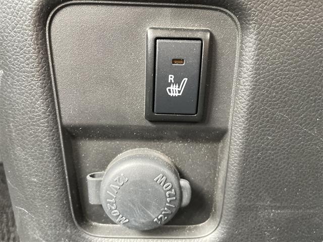 ワゴンＲ ハイブリッドＦＺ　ワンオーナー　禁煙車　純正７インチディスプレイオーディオ　Ｂｌｕｅｔｏｏｔｈ　ＣＤ／ＤＶＤ　衝突軽減ブレーキ　レーンディパーチャーアラート　バックカメラ　シートヒーター　前方ドラレコ（9枚目）