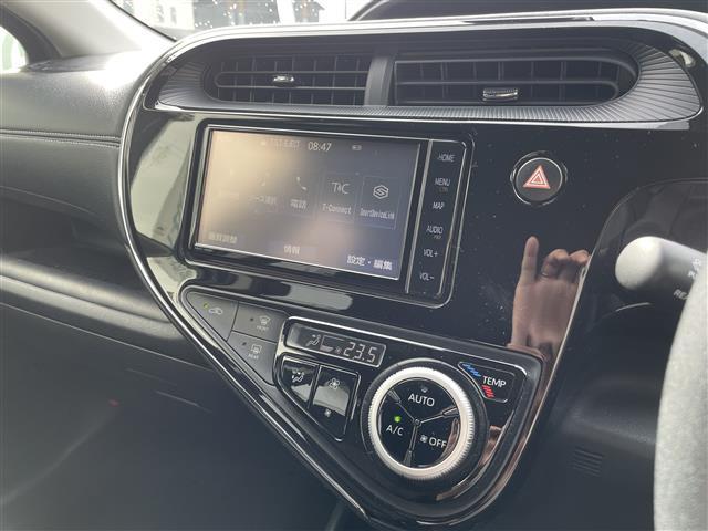 アクア Ｓスタイルブラック　禁煙車・純正ナビ・フルセグＴＶ・Ｂｌｕｅｔｏｏｔｈ・バックカメラ・ビルトインＥＴＣ・ステアリングスイッチ・オートライト・オートハイビーム・プリクラ・レーンキープアシスト・コーナーセンサー・スペアキー（9枚目）